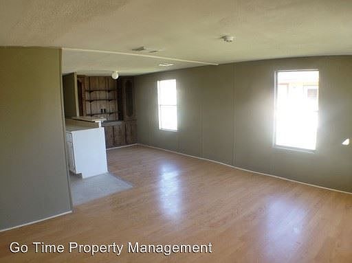 4th image of 2707 Crater Dr