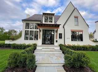315 S Glenhurst Dr, Birmingham, MI
