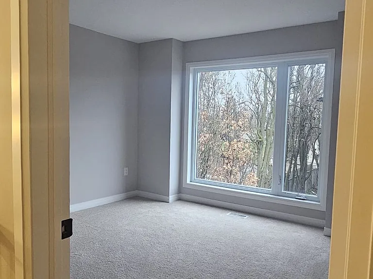 264 Blair Rd W #10 — Photo 10