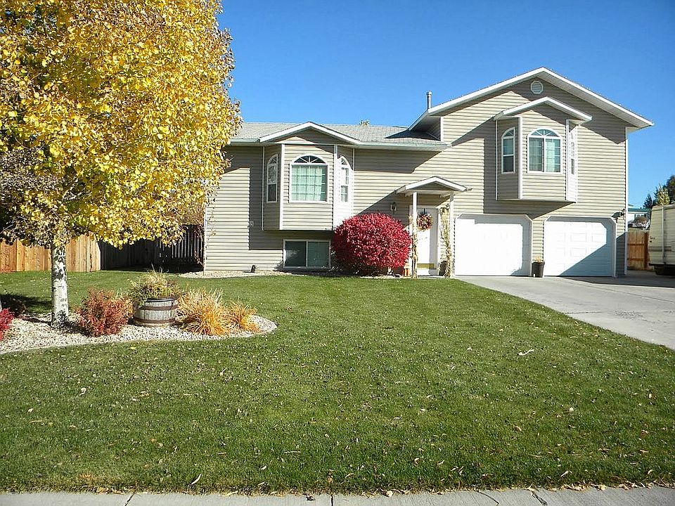 1st image of 276 Susan Dr
