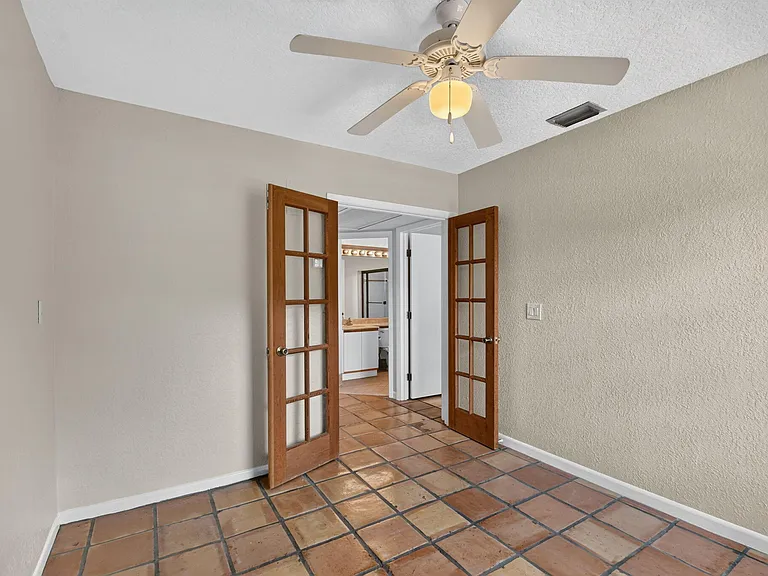 5451 Verona Dr #N — Photo 41