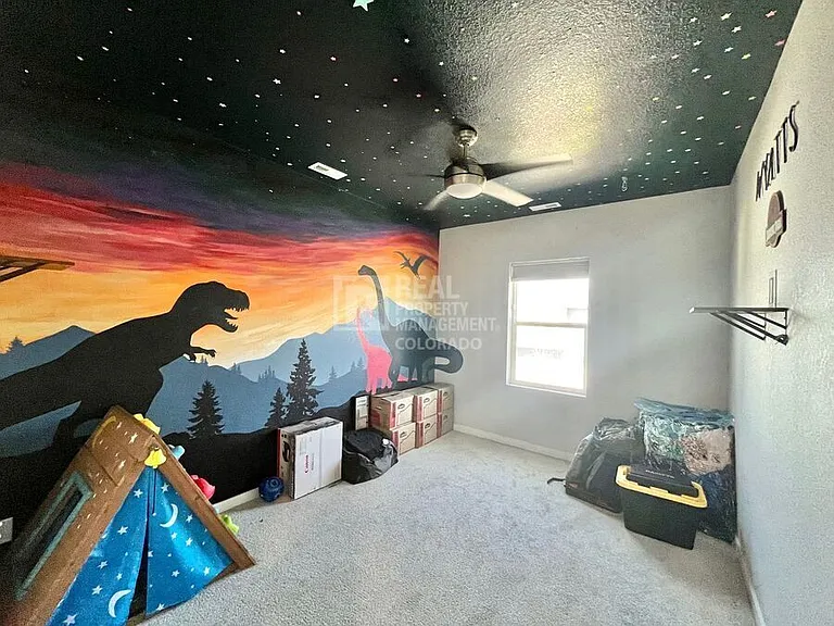 9056 Wolf Valley Dr — Photo 16