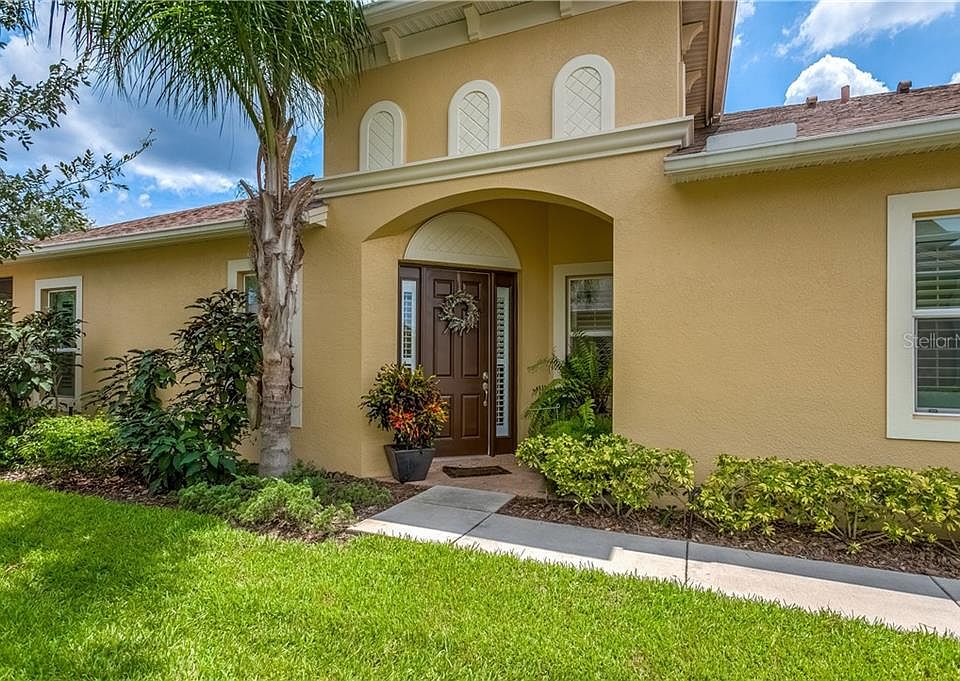 1st image of 2924 Devonoak Blvd