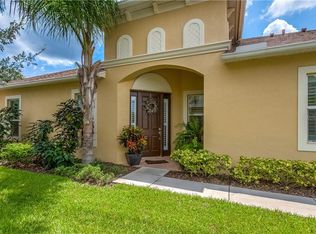 2924 Devonoak Blvd, Land O Lakes, FL 34638