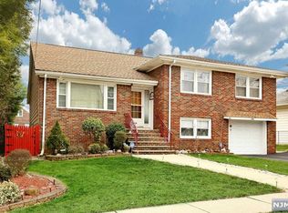 258 Longworth Ave, Hasbrouck Heights, NJ 07604