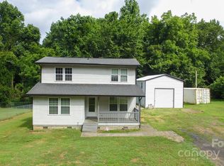 509 Birch St, Lowell, NC 28098