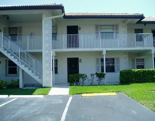 1st image of 5530 Lakeside Dr APT 105