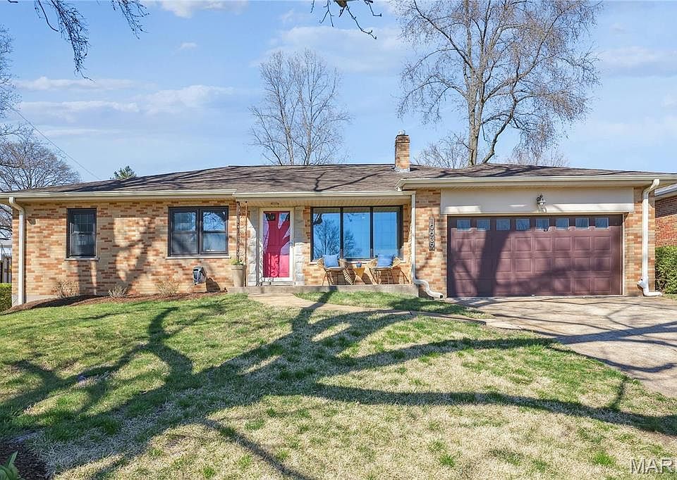 1st image of 10639 Larkspur Dr