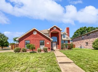 6301 Bobbie Ln, Rowlett, TX 75089