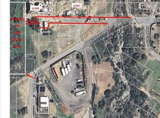 11345 Rayland Dr, Sylmar, CA 91342