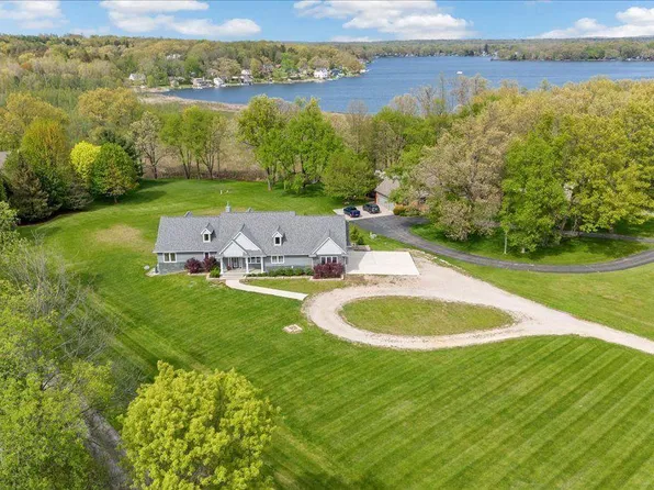 12150 Shaffer Rd, Davisburg, MI 48350