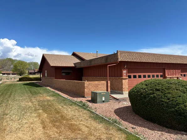 1017 Phillips Ct APT A, Montrose, CO 81401