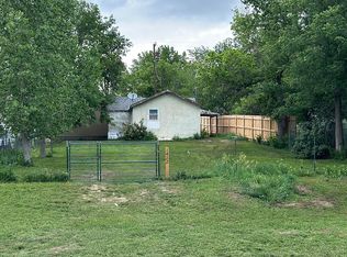 1422 Sherman St, Potter, NE 69156