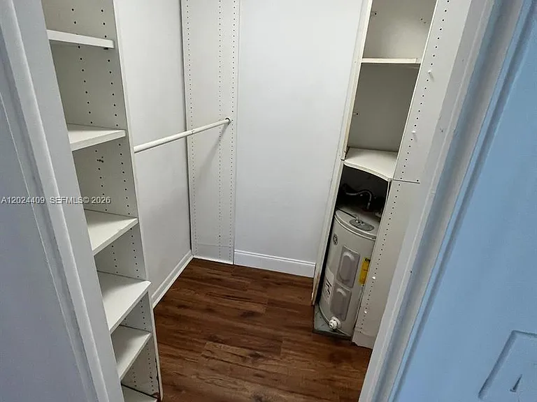 3123 Oakland Shores Dr #D112 — Photo 9
