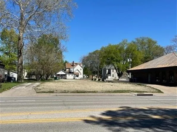 521 N Lafayette St, Macomb, IL 61455
