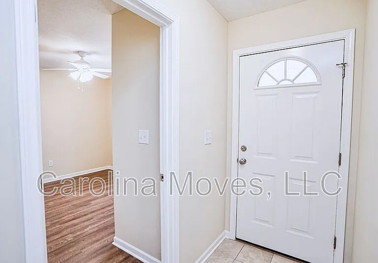 524 Seays Crest Dr — Photo 2
