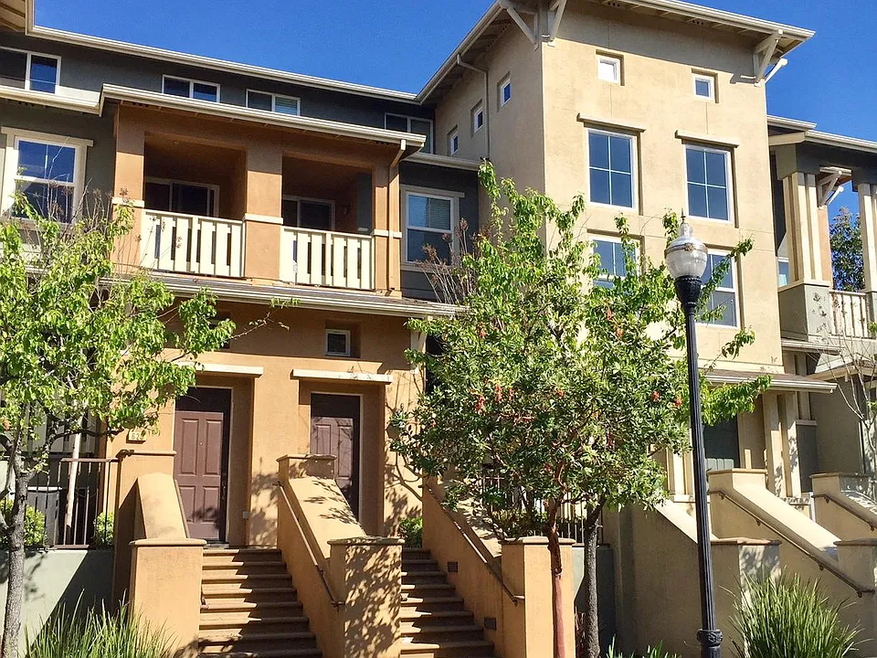 633 Boardwalk Way #3