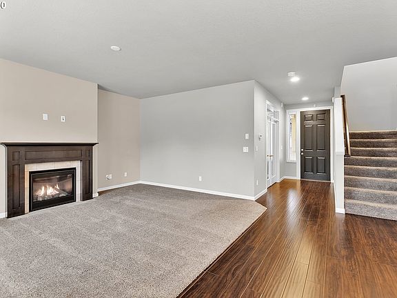 4th image of 10422 NE 95th Ave