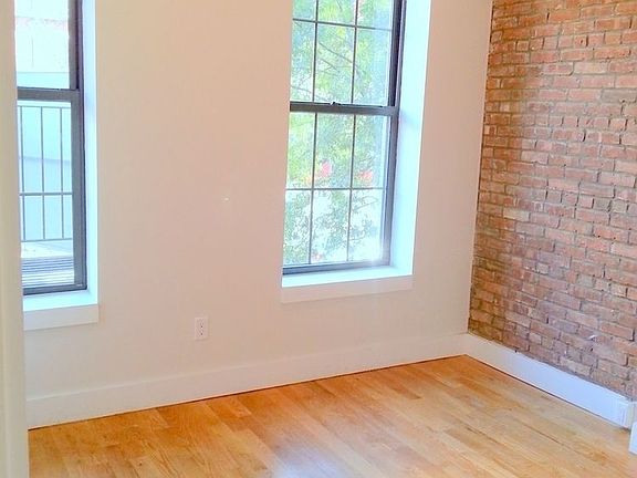 3rd image of 2248 A C P Jr Blvd APT 2R