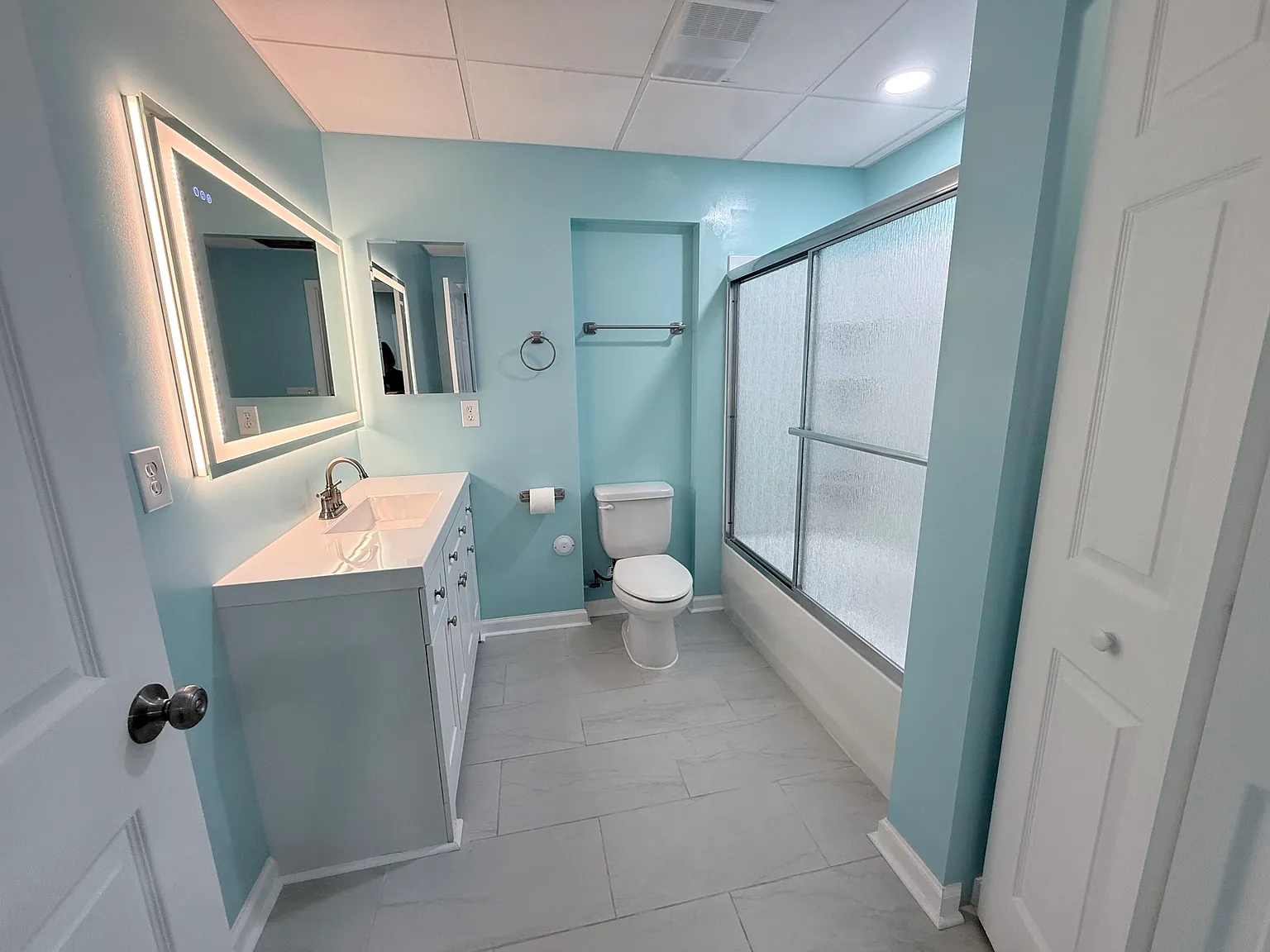 Studio, 960 sqft, $1,800 — Photo 2