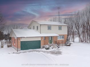 9077 Petty St, Adelaide Metcalfe, ON N7G3H7