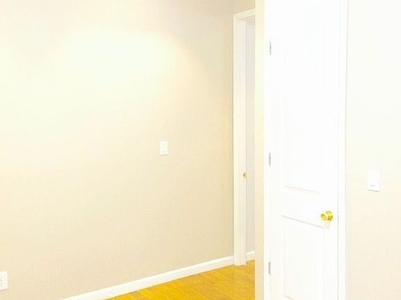 5th image of 121 Jefferson Ave #C1