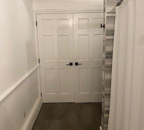 Laundry doors in Main bathroom