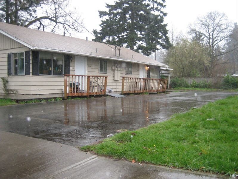 2nd image of 2819 E 20th St