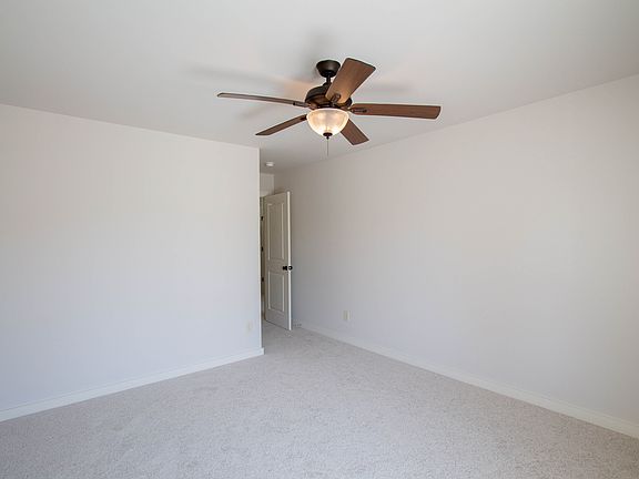 4th image of 2125 Chalybe Dr