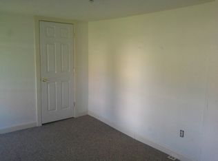 105 S Center St, Boswell, IN 47921