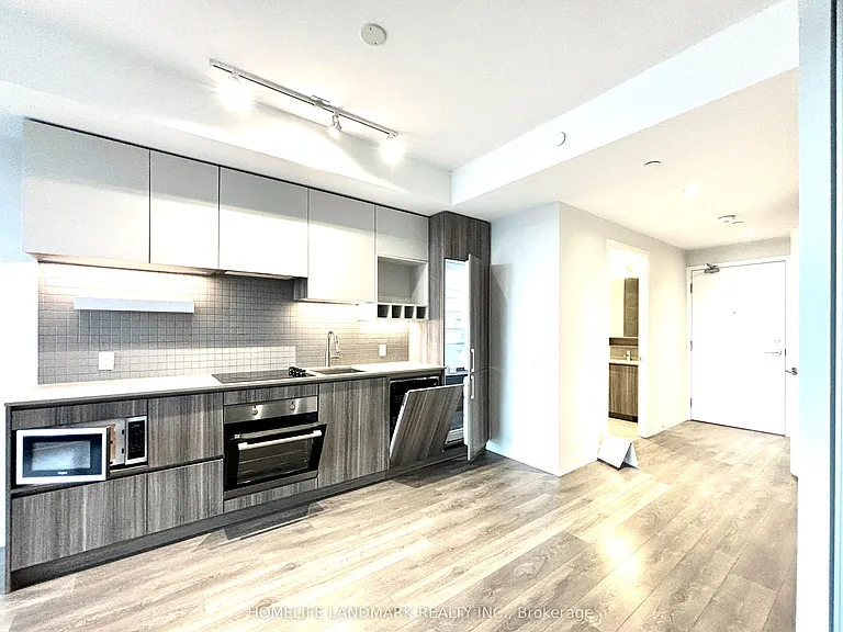 898 Portage Pkwy #2001 — Photo 5