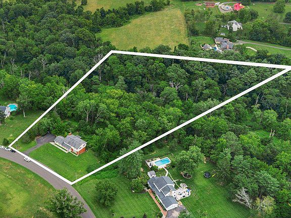 4th image of 112 Beaumont Dr