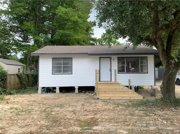 31950 Tetanne Dr, Springfield, LA 70462