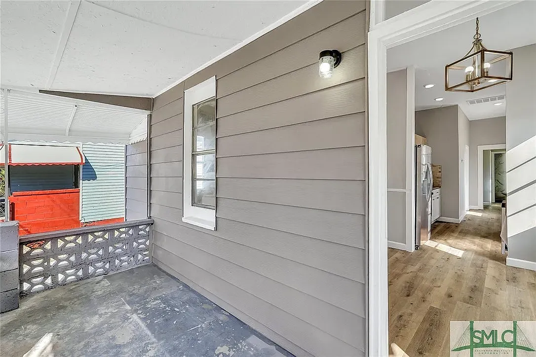 3 bed, 1100 sqft, $1,700 — Photo 3
