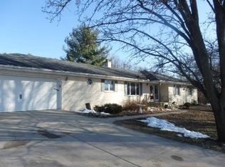 7645 N Mohawk Trl, Rolling Prairie, IN 46371