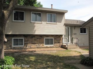 11420 Red Fox Dr N, Maple Grove, MN 55369