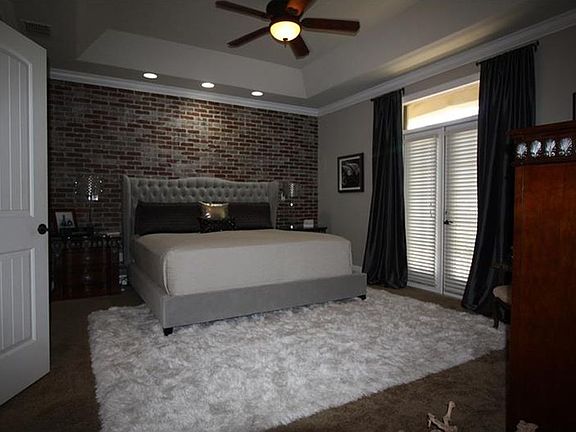 5th image of 104 S Lawsona Blvd #00