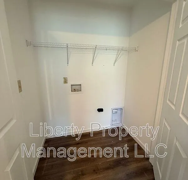 534 E 6th Ave — Photo 15