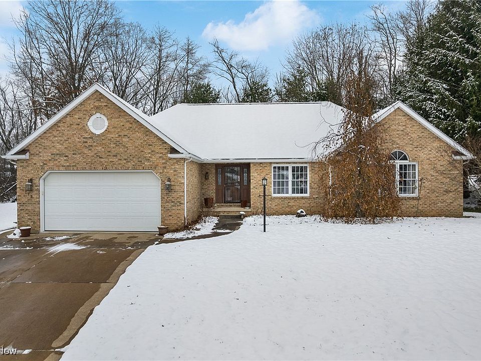 1st image of 8779 Glenarden Cir NW
