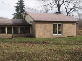 13275 Cherry Rd, Genoa, IL 60135