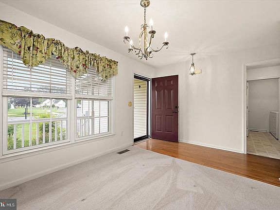 5th image of 5926 Tappan Ln