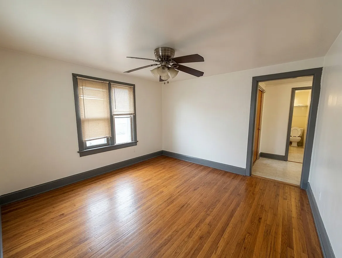 2 bed, $1,350 — Photo 3