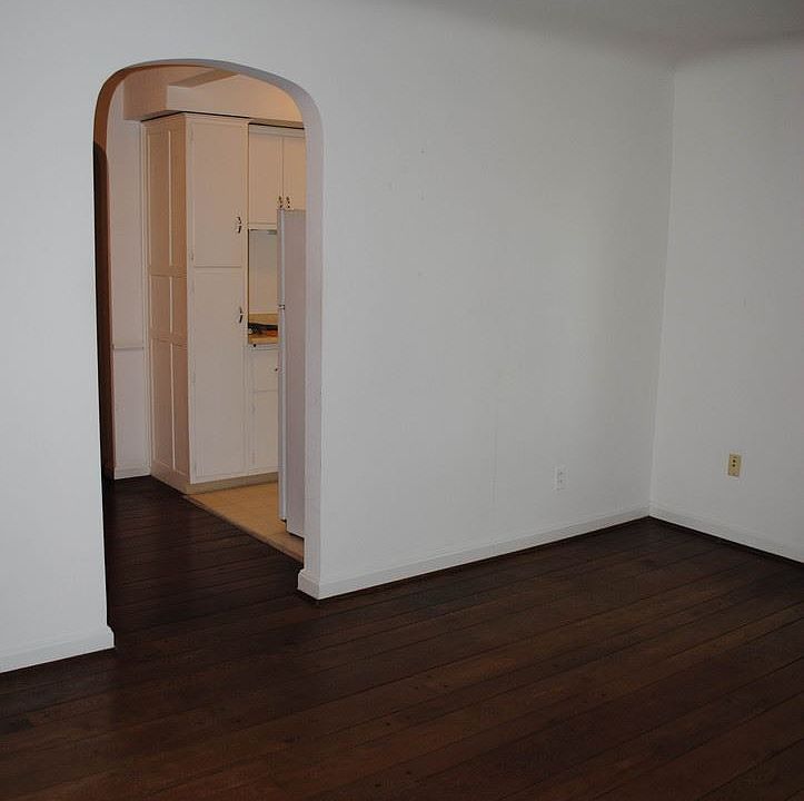 1st image of 2564 Erie Ave #6605394