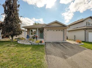 217 North St E, Tillsonburg, ON N4G 1B8