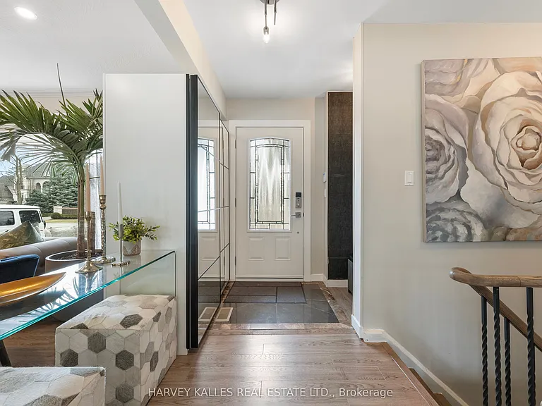 66 Westwood Ln — Photo 5