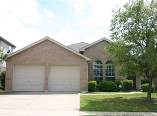1724 Nighthawk Dr, Little Elm, TX 75068