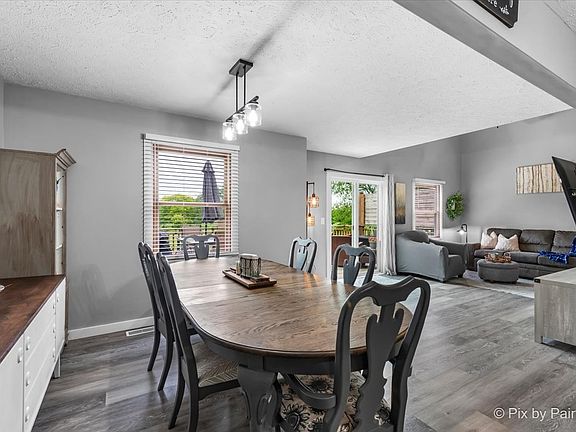 4th image of 1175 Golf Ct #1175