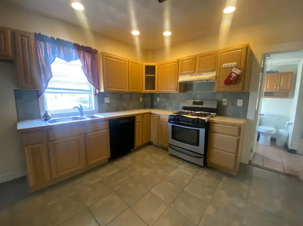 314 Ferry St #2, Everett, MA 02149