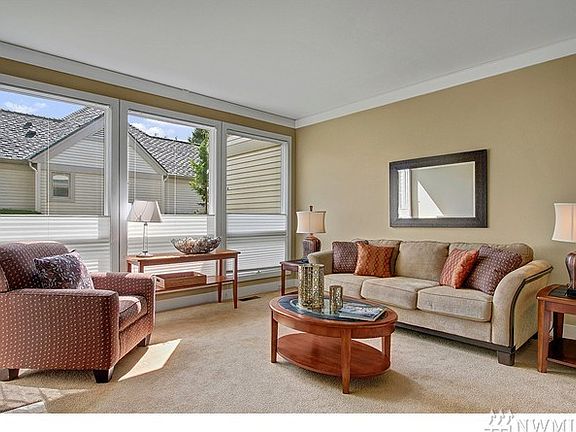 4th image of 1772 Bellevue Way NE #6