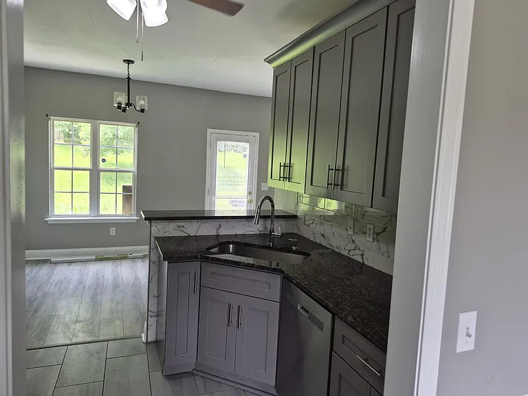 3914 Spearmint Ln NW — Photo 29
